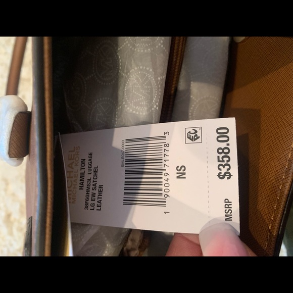 New Michael Kors Hamilton tote in luggage - Picture 4 of 7